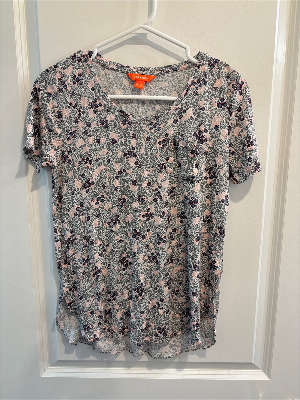 Joe Fresh Pink & Black Floral Short Sleeve Scoop Neck Top